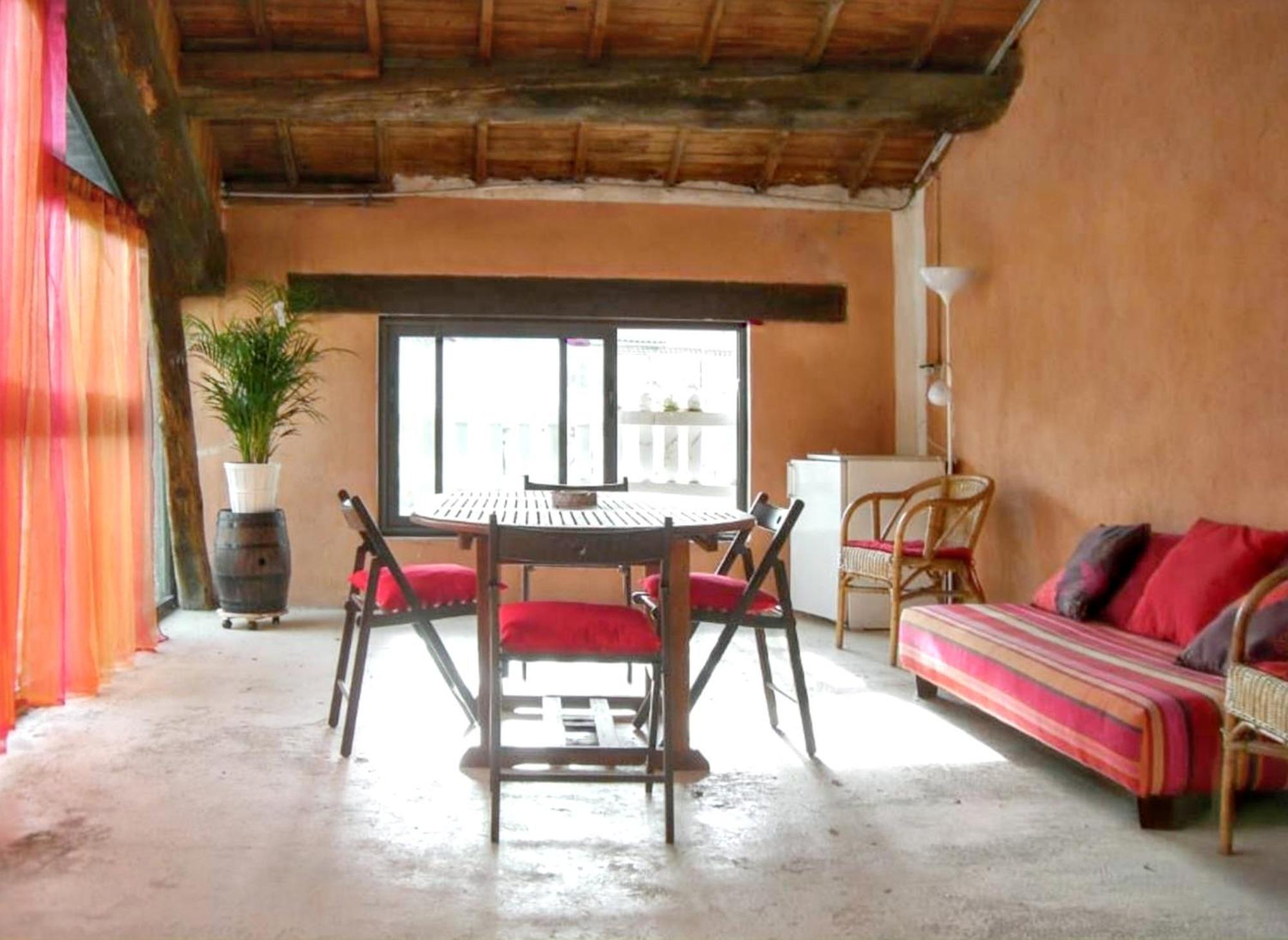 Maison de 3 chambres a Noves avec terrasse amenagee et WiFi Extérieur photo
