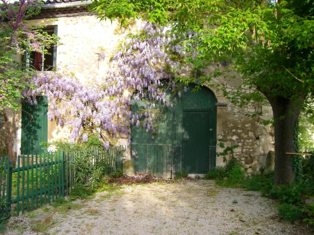 Maison de 3 chambres a Noves avec terrasse amenagee et WiFi Extérieur photo